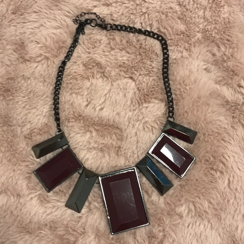 Fashionable Statement Necklace